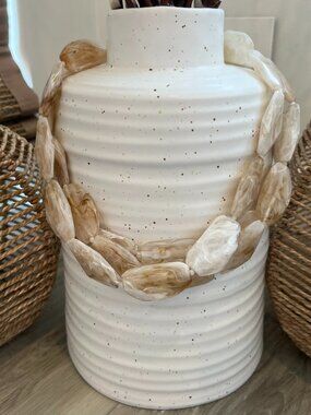 Vintage 3 Strand Chunky Marbled Acrylic Bead Necklace with Magnetic Clasp Estate